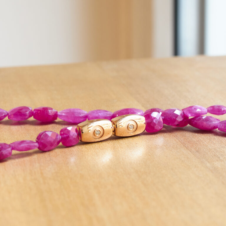 Kette Rubin Schmuckatelier Egger