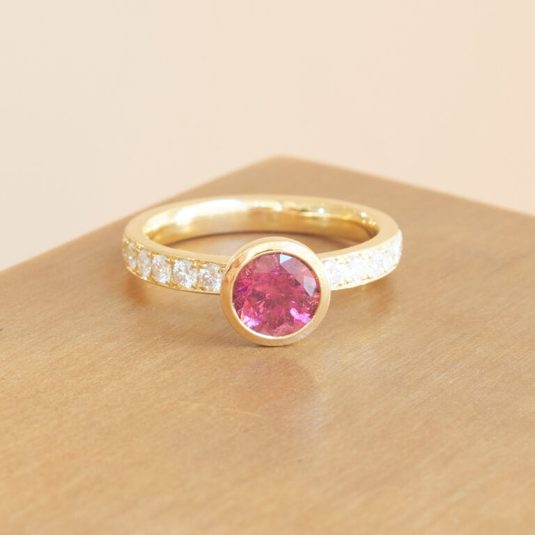 Ring Luna Lux Schmuckatelier Egger